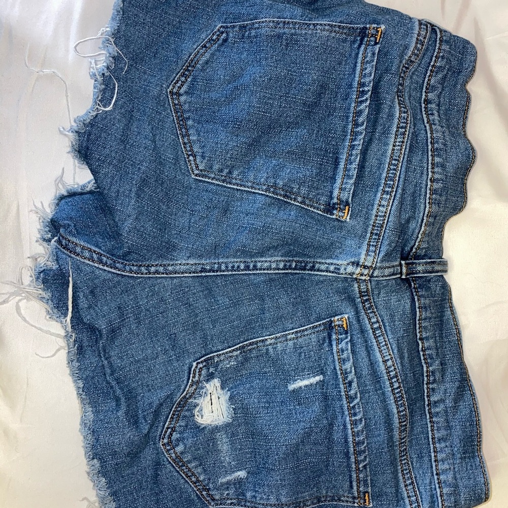 shorts - Picture 2 of 2